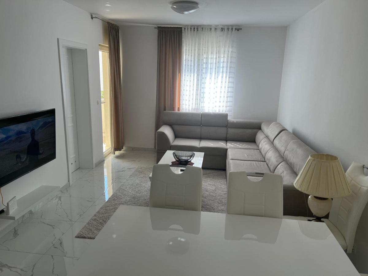 Adriatic Apartman Bečići Εξωτερικό φωτογραφία