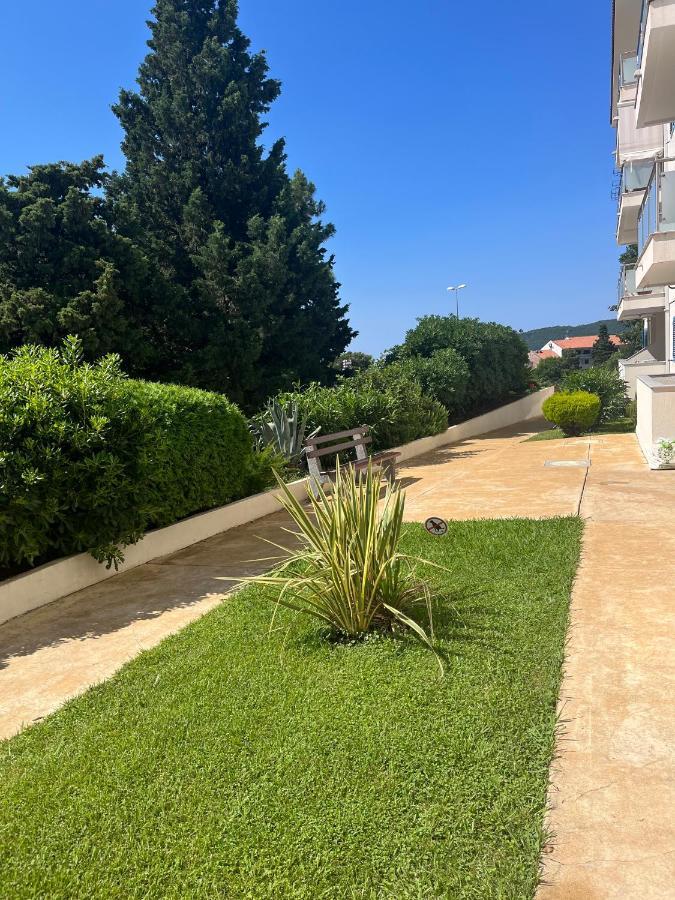 Adriatic Apartman Bečići Εξωτερικό φωτογραφία